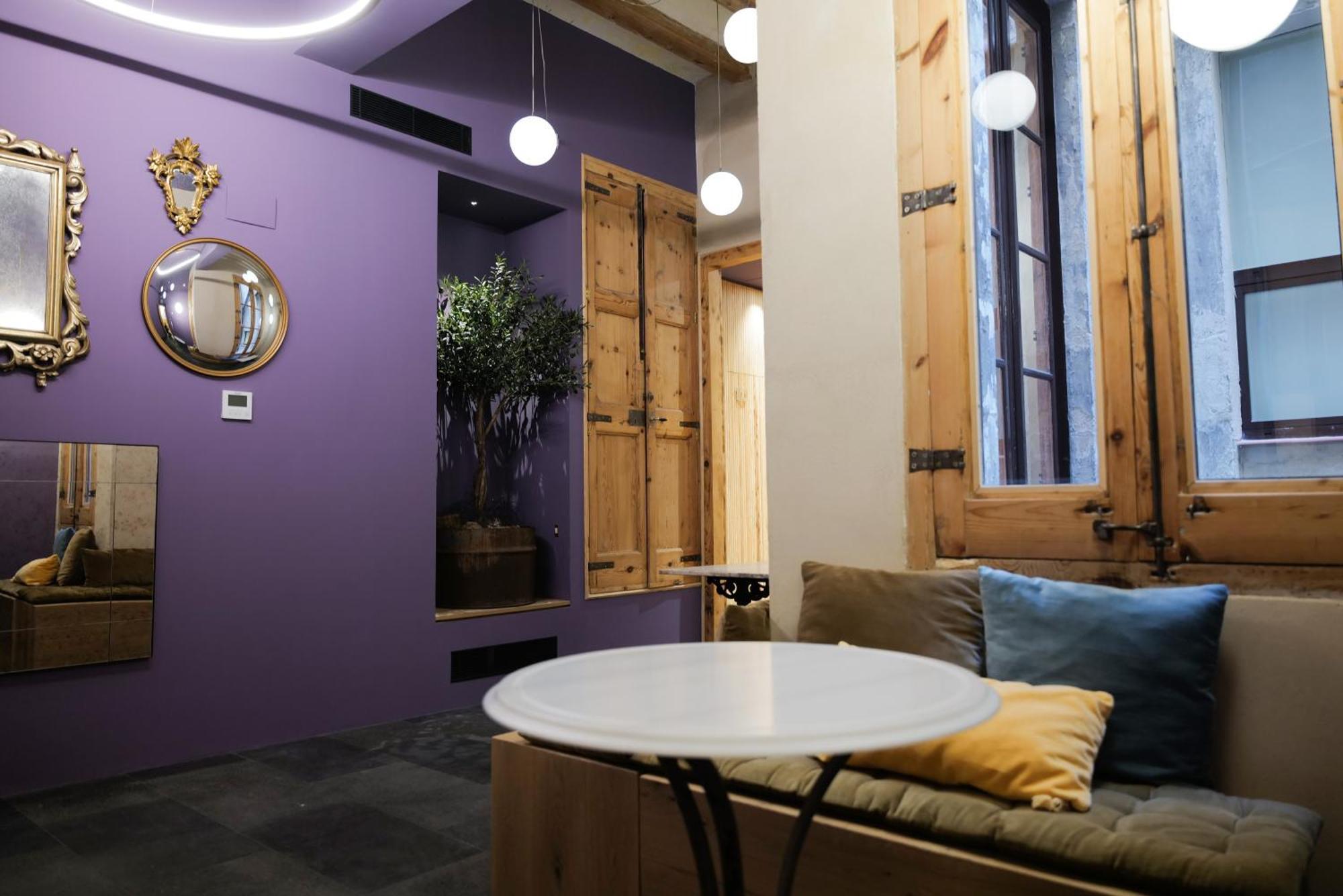 ברצלונה Hostal Porxos Garden מראה חיצוני תמונה