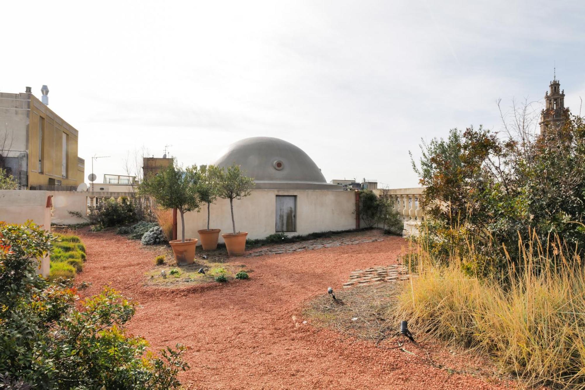 ברצלונה Hostal Porxos Garden מראה חיצוני תמונה