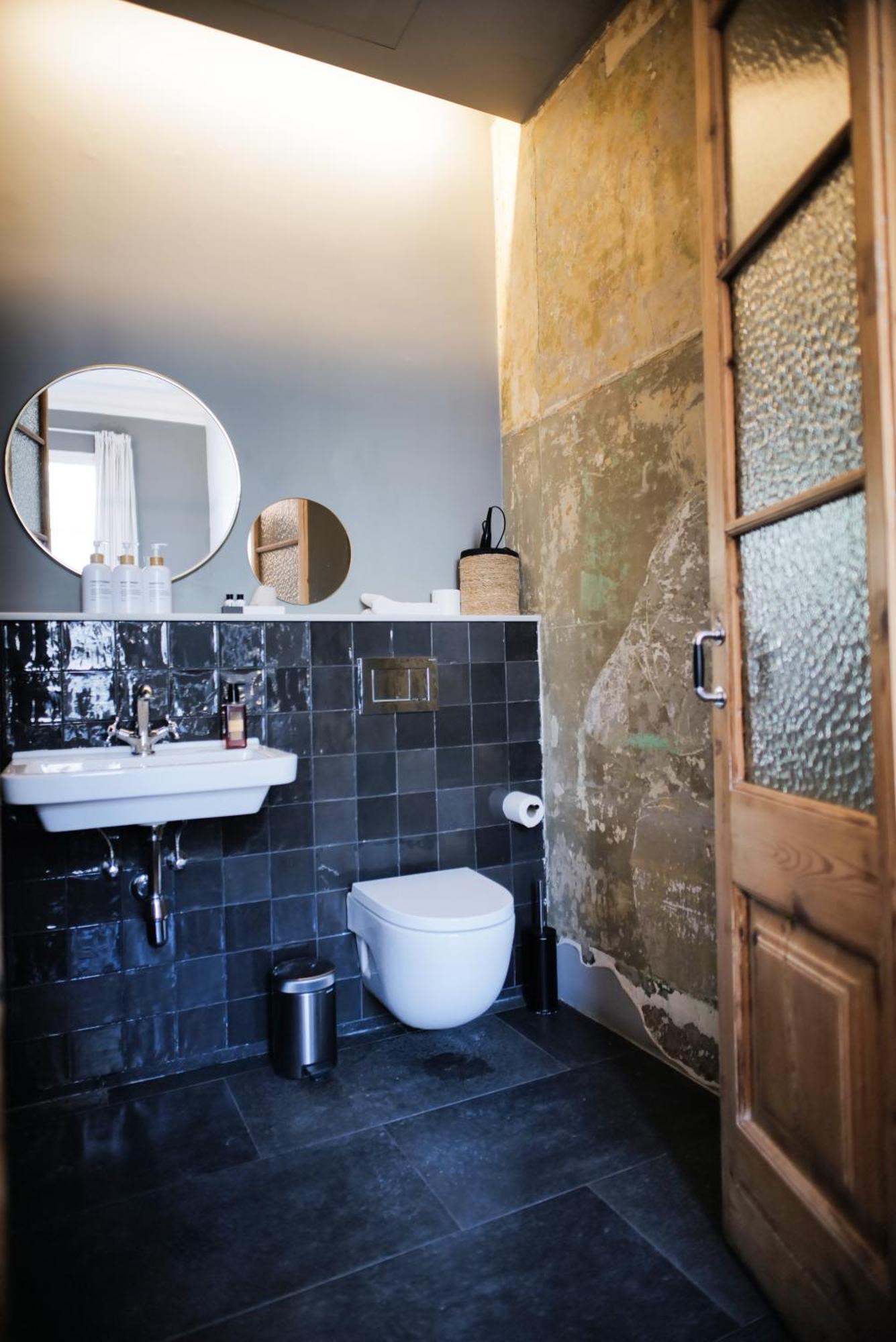 ברצלונה Hostal Porxos Garden מראה חיצוני תמונה
