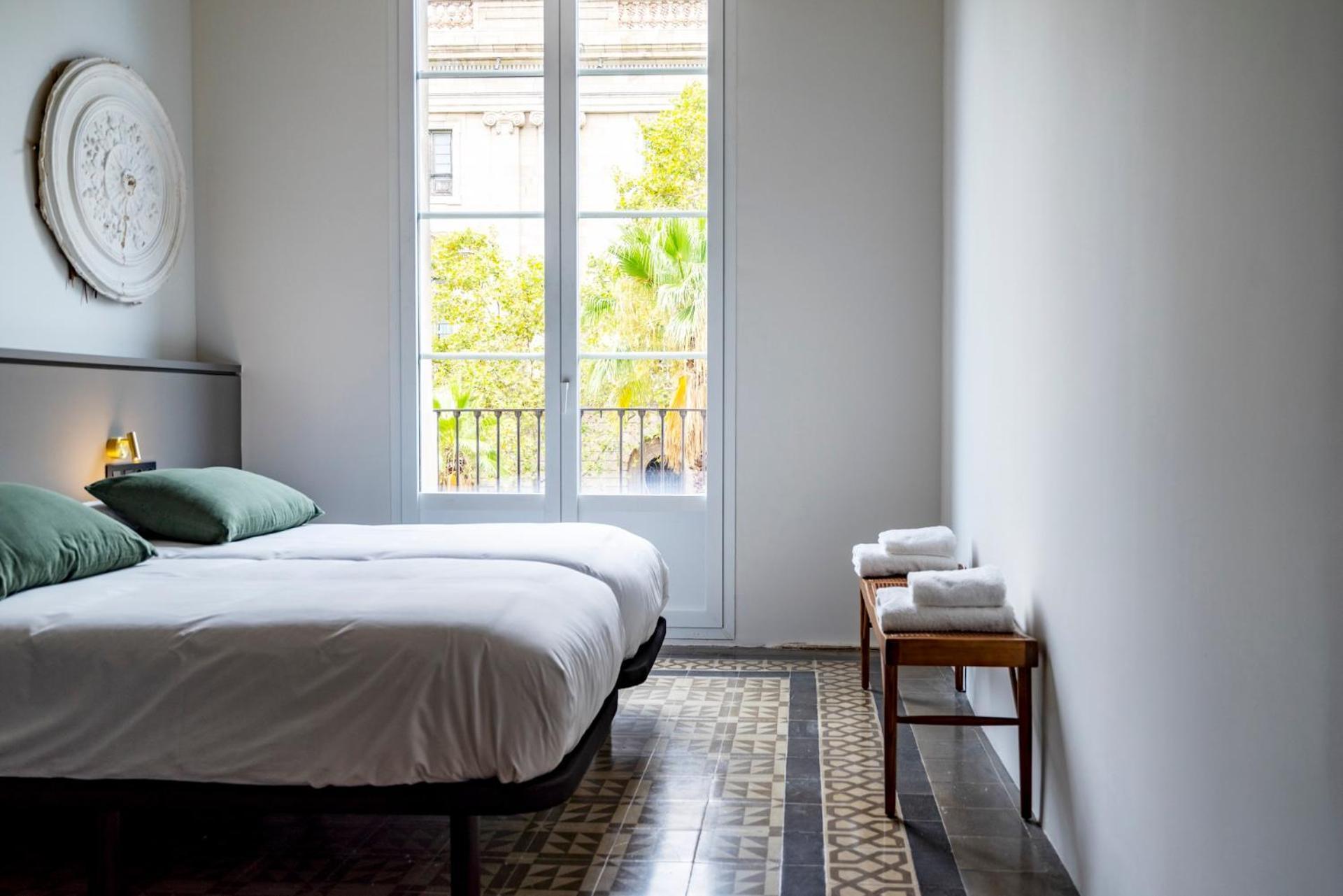 ברצלונה Hostal Porxos Garden מראה חיצוני תמונה